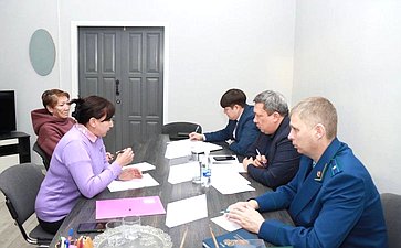 Владимир Полетаев в рамках региональной недели провел прием граждан, а также ряд встреч с руководством республики и территориальных федеральных органов