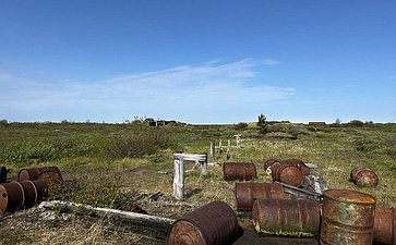 Денис Гусев совершил поездку в арктический посёлок Белушье