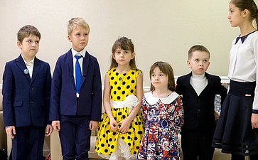 Участники Всероссийского художественного конкурса юных художников «Залп «Авроры»