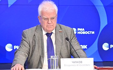 Первый заместитель председателя Комитета СФ по обороне и безопасности Владимир Чижов