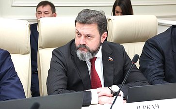 Андрей Деркач