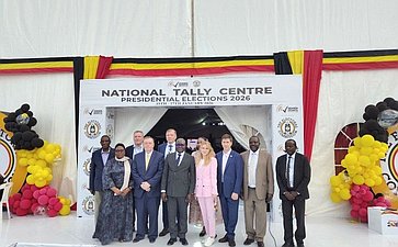 Д. Лантратова и И. Новиков участвовали в наблюдении за проведением всеобщих выборов в Республике Уганда