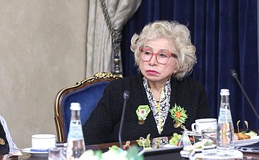 Встреча Председателя Совета Федерации Валентины Матвиенко с делегацией общества «Жители блокадного Ленинграда» Санкт-Петербурга