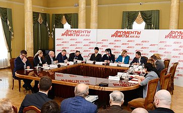 Владимир Полетаев принял участие в обсуждении поправок в Конституцию РФ