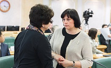 Встреча с сенаторами-4 Елена Афанасьева