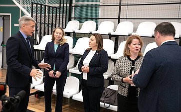 Сенаторы посетили Центр физкультурной и спортивной работы «Олимпия» Тюменского муниципального района