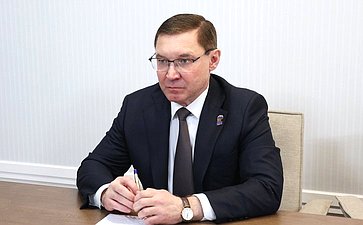 Владимир Якушев