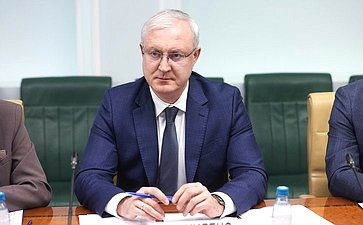 Круглый стол Комитета Совета Федерации по региональной политике, МСУ и делам Севера на тему «Актуальные вопросы реализации федерального проекта «Инфраструктурное меню»