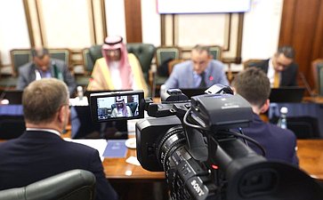 Встреча заместителя Председателя СФ Константина Косачева с заместителем Министра иностранных дел Королевства Саудовская Аравия по вопросам многостороннего сотрудничества Абдуррахманом Ар-Расси