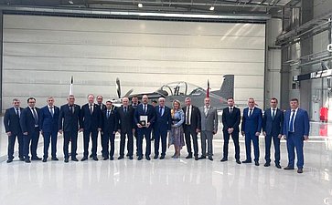 В рамках выездного заседания Комитета СФ по обороне и безопасности сенаторы посетили ряд социально значимых предприятий Свердловской области