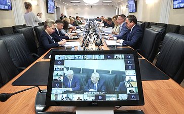 Круглый стол Комитета Совета Федерации по аграрно-продовольственной политике и природопользованию