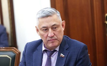 Юрий Валяев