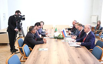 Встреча заместителя Председателя СФ Константина Косачева с заместителем Председателя Национального Народного Собрания Алжирской Народной Демократической Республики. XI Невский международный экологический конгресс