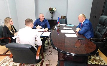 Алексей Кондратенко провел прием граждан в регионе