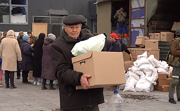 Андрей Чернышев принял участие в организации поставки гуманитарной помощи в Донбасс благотворительным фондом региона