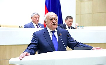 Расширены социальные гарантии, предоставляемые Героям Российской Федерации и членам их семей