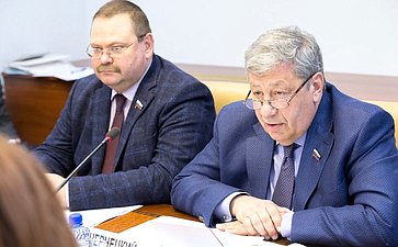 О. Мельниченко и А. Чернецкий
