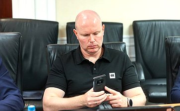 Совещание Комитета СФ по аграрно-продовольственной политике и природопользованию «Проблемы и перспективы развития автоматизированной торговли в Российской Федерации – качество воды в розлив»