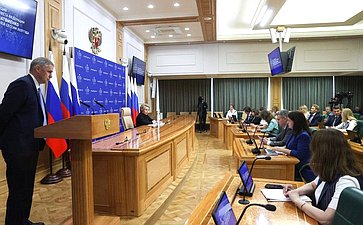 Пресс-конференция Председателя Совета Федерации Валентины Матвиенко по итогам весенней сессии 2025 года