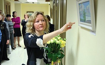 В Совете Федерации открылась выставка живописи и графики художника Елены Косяченко