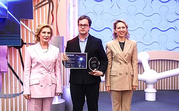 В рамках Форума социальных инноваций регионов наградили лауреатов премии «Социальные лидеры России»