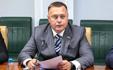 Игорь Кастюкевич