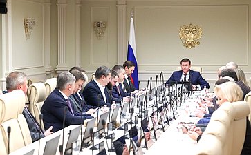 Заседание секции «ЦТСЖКХ» «Эффективность перевода в электронный вид услуг в сфере строительства»