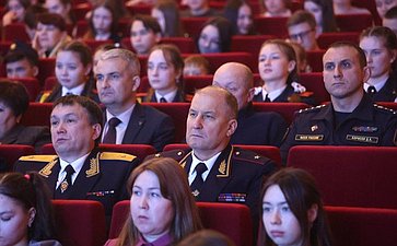 Николай Владимиров принял участие в торжественном мероприятии, посвященном Дню Героев