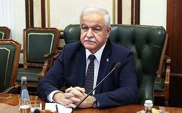 Встреча заместителя Председателя Совета Федерации Константина Косачева с Чрезвычайным и Полномочным Послом Республики Куба в РФ Хулио Антонио Гармендией Пеньей