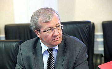 Заседание Комитета Совета Федерации по Регламенту и организации парламентской деятельности