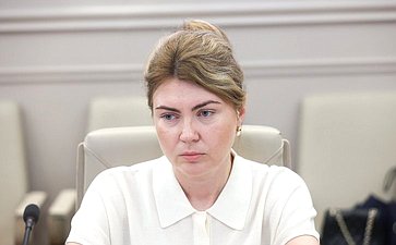 Совещание Комитета СФ по аграрно-продовольственной политике и природопользованию «О развитии садоводства в Российской Федерации: проблемы и перспективы»