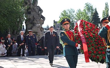 Николай Семисотов принял участие в торжественных мероприятиях в день 80-летия Великой Победы в городе-герое Сталинграде