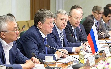 Заседание Комиссии по сотрудничеству Совета Федерации и Маджлиси Милли парламента Таджикистана