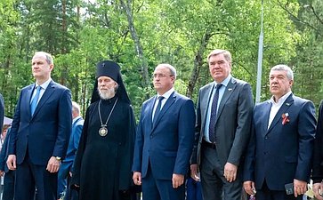 На мемориале «Поле Памяти» в Юхновском районе состоялось перезахоронение останков 123 защитников Отечества