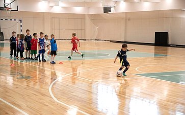 Сенаторы посетили Центр физкультурной и спортивной работы «Олимпия» Тюменского муниципального района