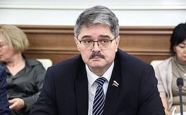 Анатолий Широков