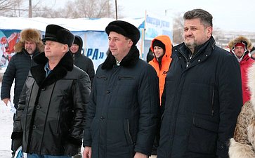 Александр Жуков открыл хоккейный турнир в Ширинском районе Хакасии