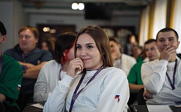 Руслан Смашнев принял участие в молодежном образовательном форуме «Смола–2025»