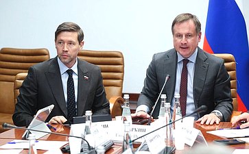 Заседание секции «Цифровая трансформация транспорта» на тему «Электронный документооборот между федеральными органами власти и участниками перевозочного процесса»