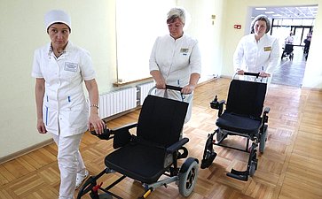 Официальная передача электроколясок госпиталям «им. Бурденко» и «им. Вишневского»