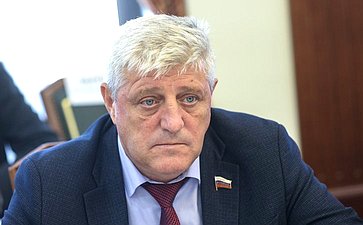 Алексей Наумец