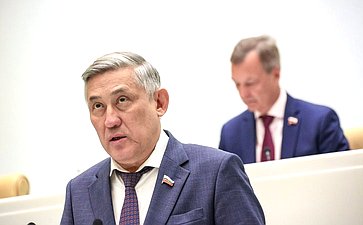 Юрий Валяев