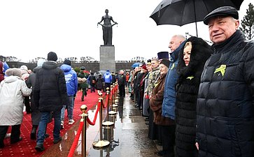 Председатель Совета Федерации Валентина Матвиенко приняла участие в мероприятиях, посвященных 81-й годовщине полного освобождения Ленинграда от фашистской блокады