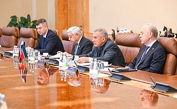 Встреча сенаторов с Раисом Республики Татарстан Рустамом Миннихановым