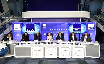 Заместитель Председателя Совета Федерации Инна Святенко приняла участие в пресс-конференции, приуроченной ко Всемирному дню слуха и посвященная вопросам современных методов диагностики, лечения и реабилитации пациентов с нарушениями слуха