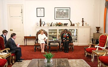 Встреча Председателя Совета Федерации Валентины Матвиенко с Президентом Республики Зимбабве Эммерсоном Мнангагвой