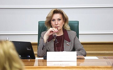 Инна Святенко