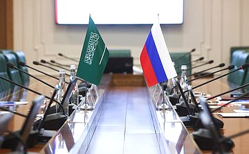 Встреча председателя Комитета СФ по международным делам Григория Карасина с Чрезвычайным и Полномочным Послом Королевства Саудовская Аравия в Российской Федерации Абдаллой Аль-Садханом