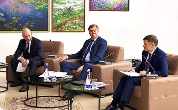 Александр Савин обсудил вопросы цифрового развития и информационной безопасности Калужской области