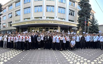 Николай Владимиров поздравил с началом учебного года будущих строителей и инженеров Чебоксарского техникума строительства и городского хозяйства и студентов Чувашского государственного педагогического университета им. И.Я. Яковлева